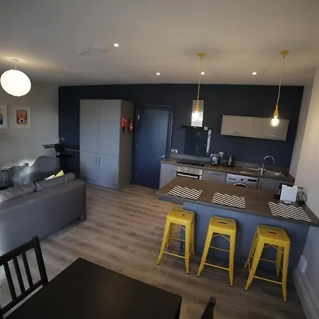 Temple House Adelaide Apartmán *